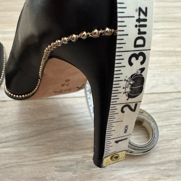 Coach Smith Beadchain Leather Pumps - Picture 16 of 16